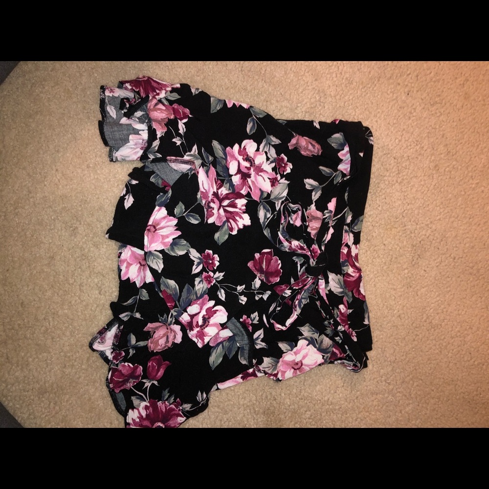 Ruffled floral tie skirt